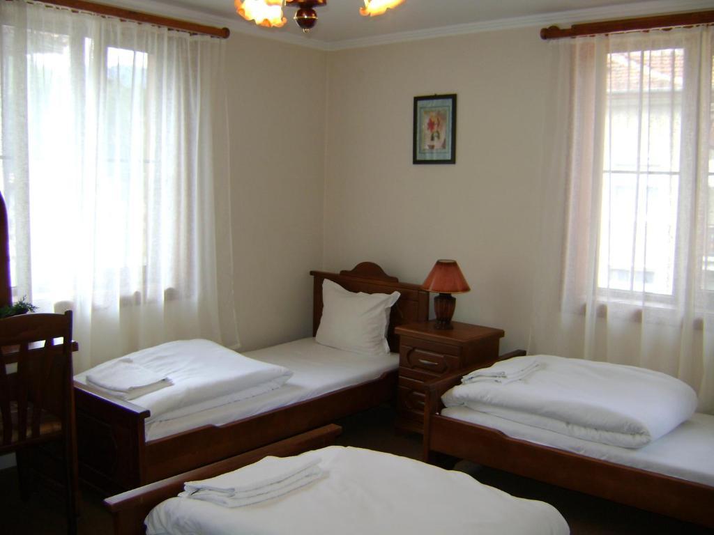 Guest House Todorini Kashti Koprivştitsa Oda fotoğraf